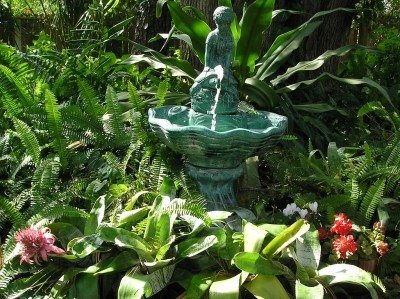 花园喷泉